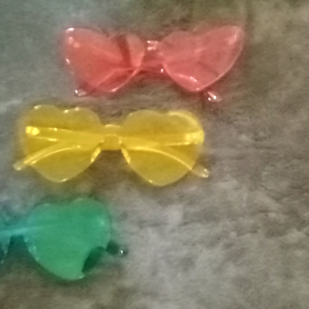 3 pairs heart shaped sunglasses